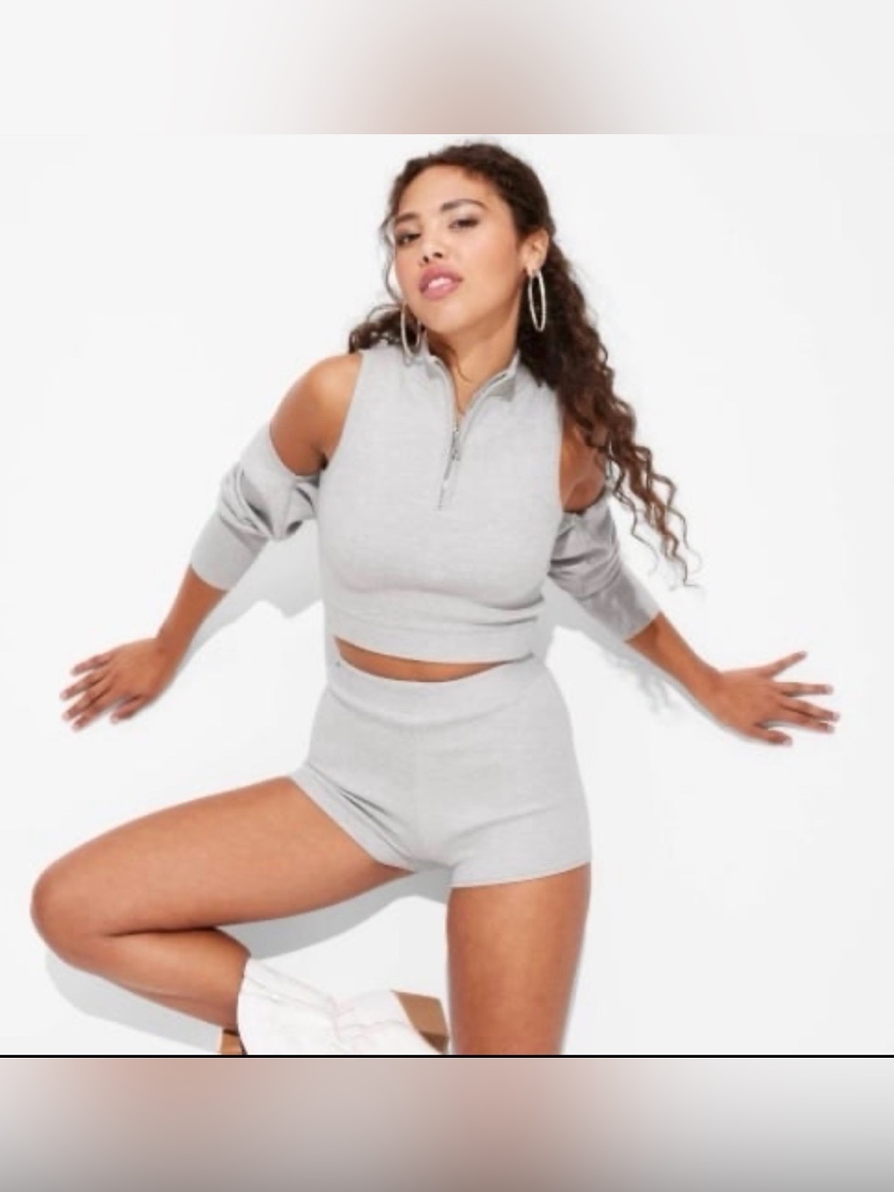 Wild fable mock neck and shorts set size large grey